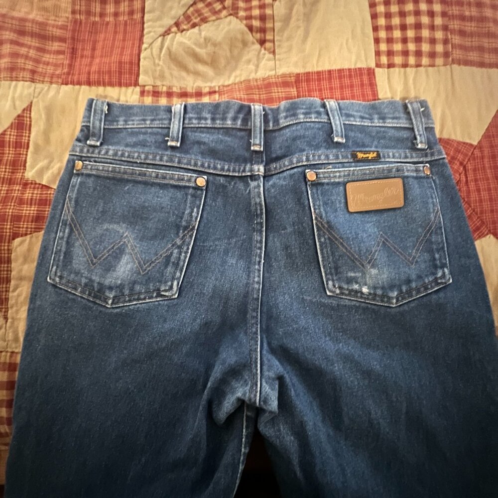 Wrangler - Picture 2 of 5